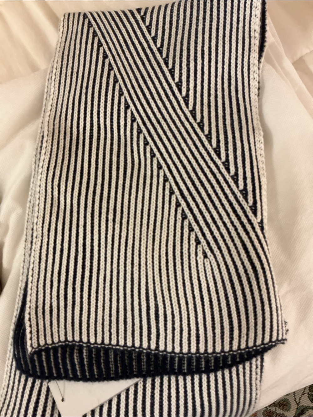 Saks fifth avenue scarf